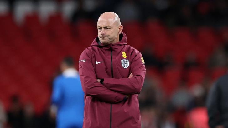England boss Lee Carsley watches his side train